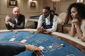 amjili game lobby displaying casino-style slot and table games